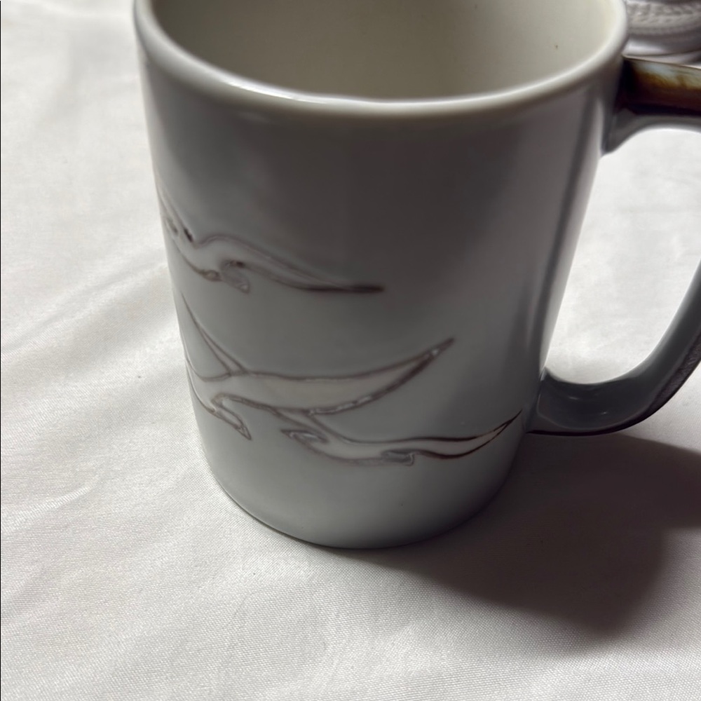 White Ceramic Mug with Bird Design - Picture 5 of 6